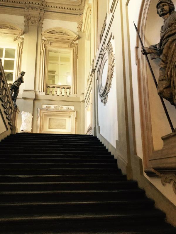 TL Palazzo Fantuzzi - image 9