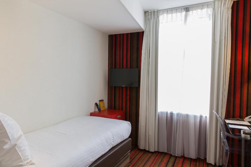 Westcord City Centre Hotel - image 13