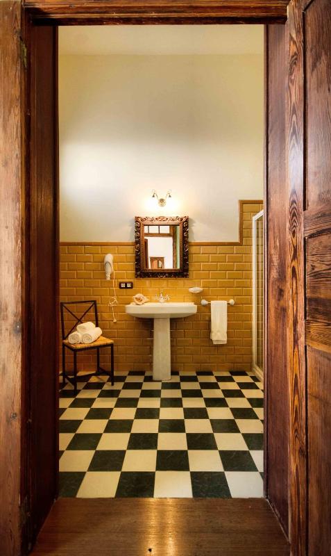Double or Twin Room with Bathroom image 4