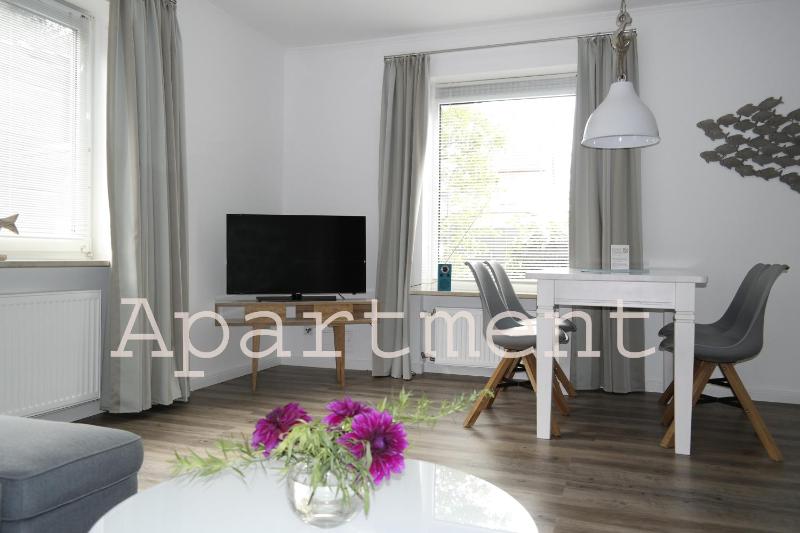 One-Bedroom Apartment image 1