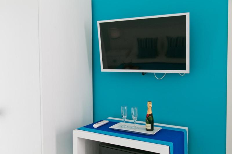 Superior Room with Balcony image 4