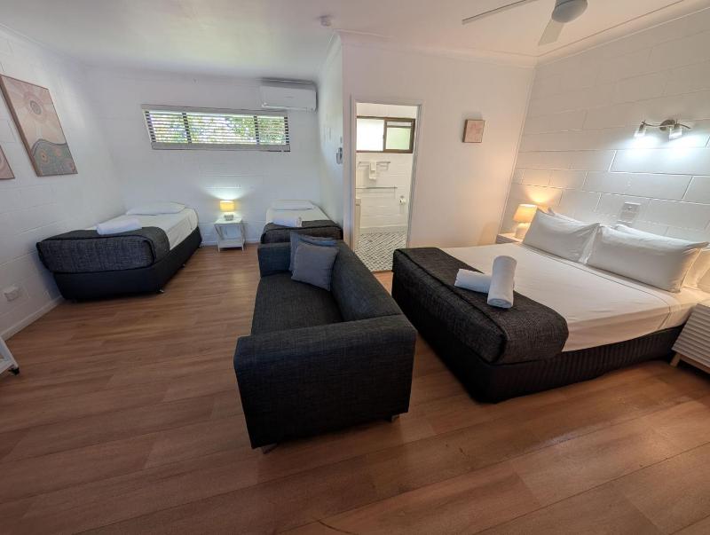 Moffat Beach Motel Caloundra - image 24