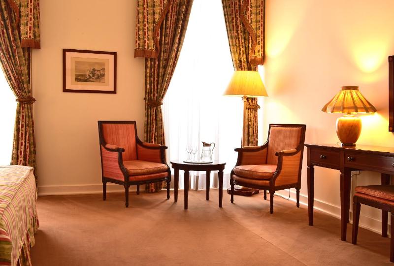 Superior Double or Twin Room image 3