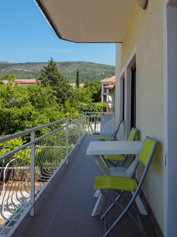 Apartment with Sea View image 2