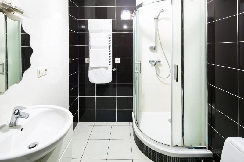 Apartment Fedkovycha - image 8