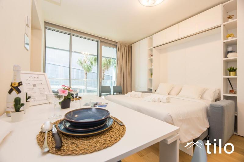 Waterfront Lux| Studio|A/C| Wifi By Tilo - image 3