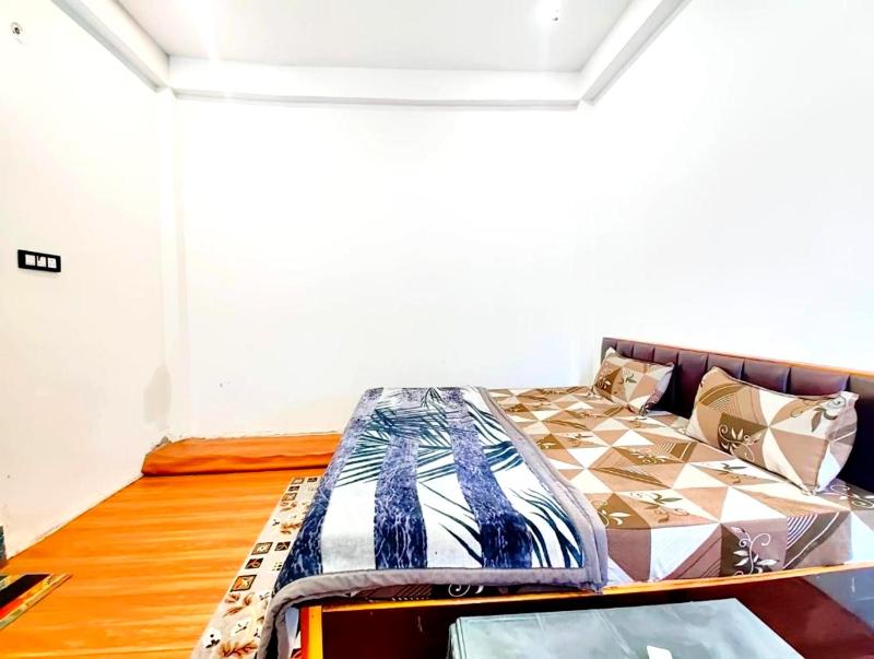 Hotel AV Palace Near #Ram Mandir# Premium Quality Rooms With Comfortable Stay Ayodhya - image 19