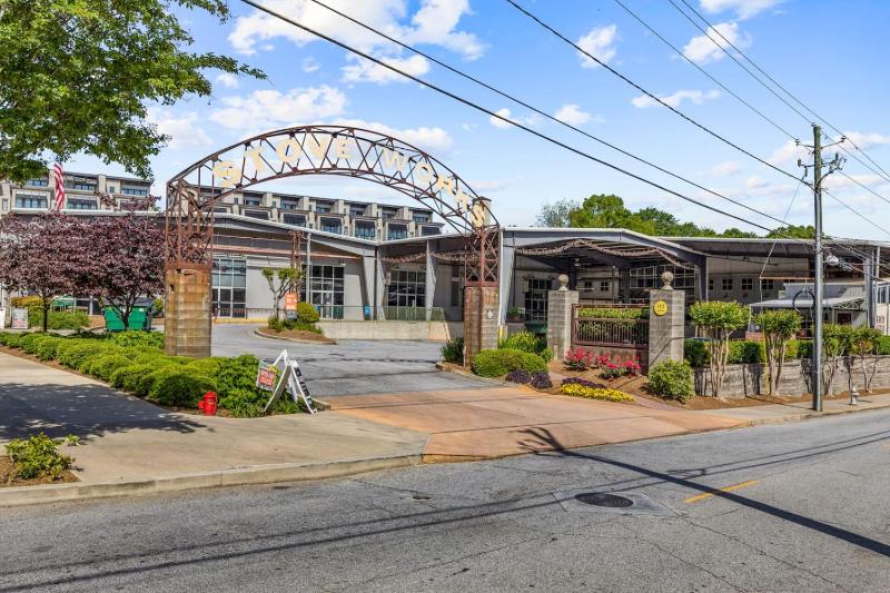 Inman Park Retreat-Walk to Krog Beltline and MARTA - image 15