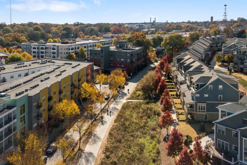 Inman Park Retreat-Walk to Krog Beltline and MARTA - image 41