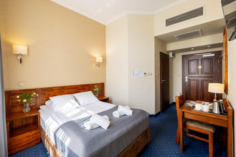 Hotel Piast Wrocław Centrum - image 20
