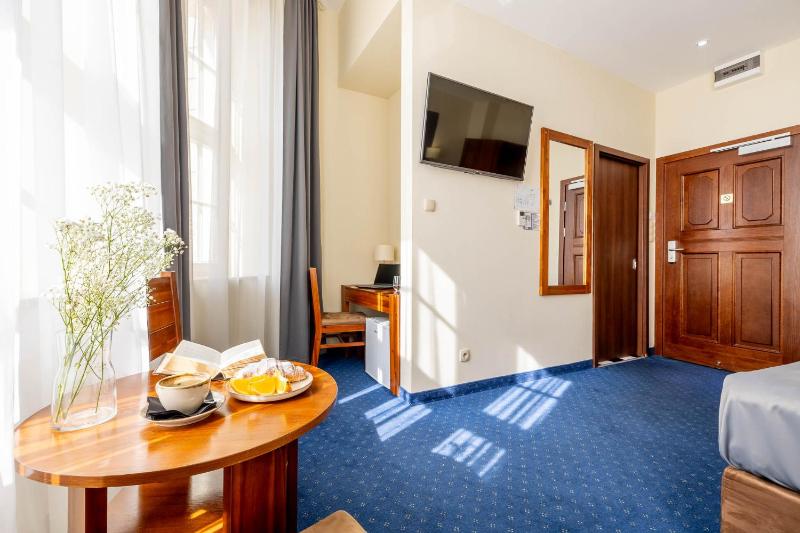 Hotel Piast Wrocław Centrum - image 19