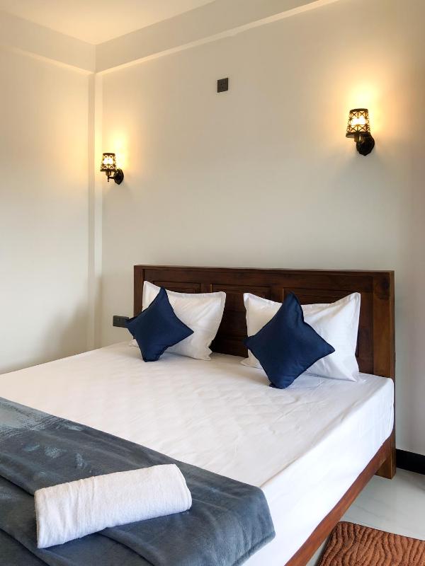 Golden Nest - image 10