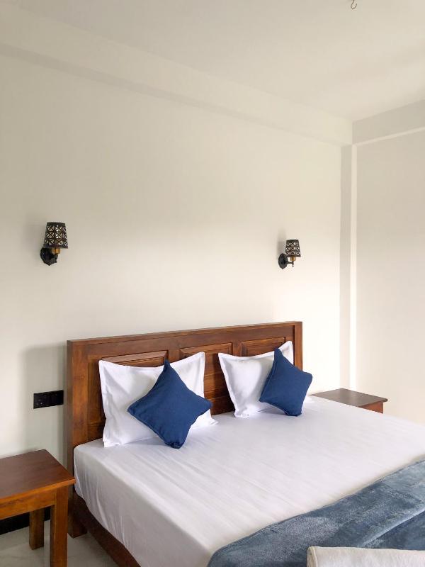 Golden Nest - image 9