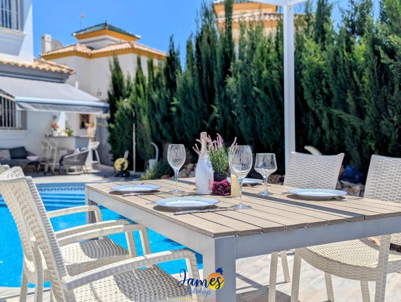 Los Dolses Family Villa with Private Pool LD07 - image 1