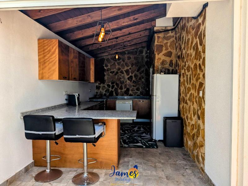 Los Dolses Family Villa with Private Pool LD07 - image 37