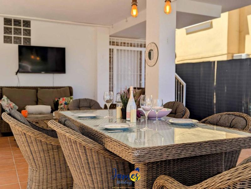 Los Dolses Family Villa with Private Pool LD07 - image 3