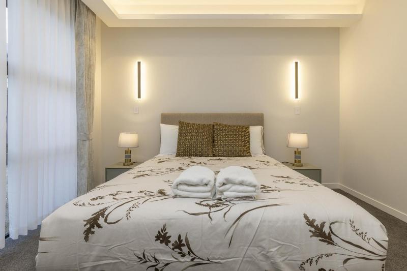 Lake Haven apartment 1 - fabulous location near lake and town - image 16