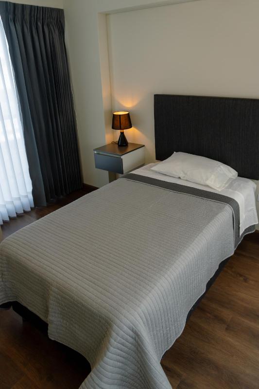 Exclusive Modern Apartment near the Airport - image 10
