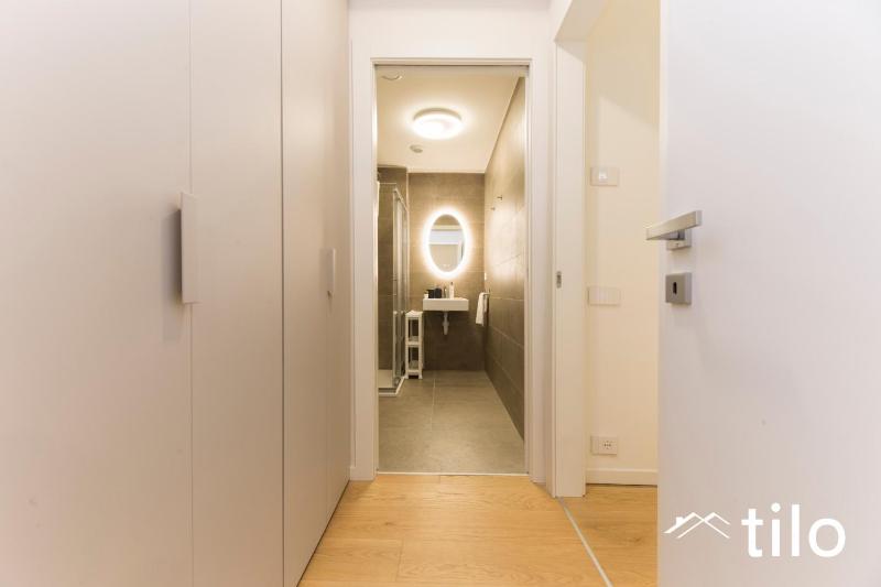 Waterfront Lux 1BR AC Parking GYM Wifi By Tilo - image 33