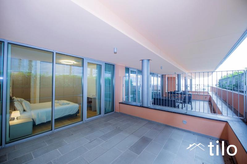 Waterfront Lux 1BR AC Parking GYM Wifi By Tilo - image 28