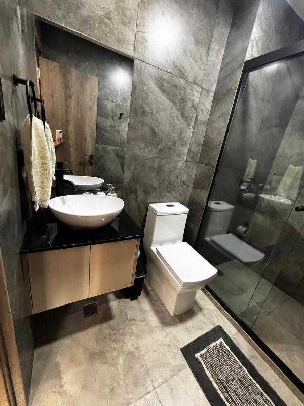 Oasis Luxury and Relaxation in Santa Cruz - image 16