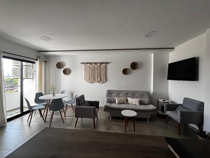 Oasis Luxury and Relaxation in Santa Cruz - image 9