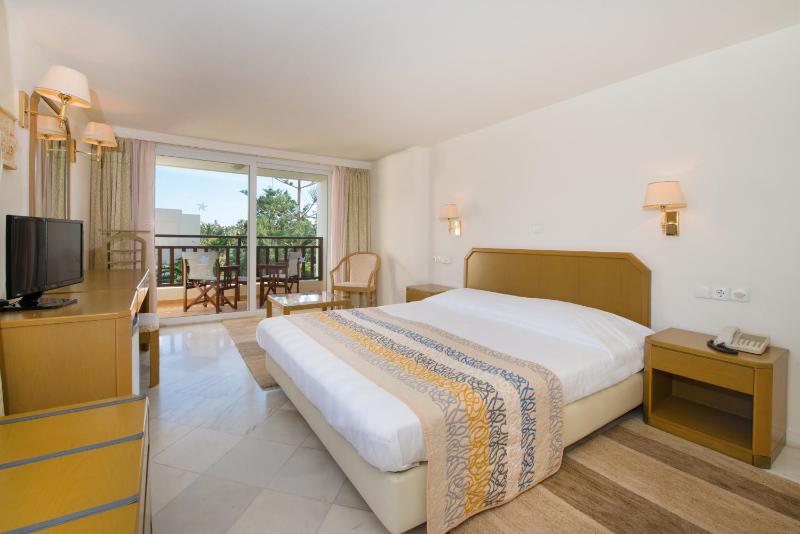 Iberostar Waves Creta Panorama & Mare - image 11