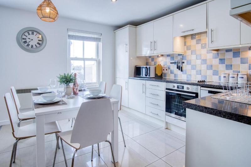Windleshore - 2 Bedroom Apartment - Tenby - image 13