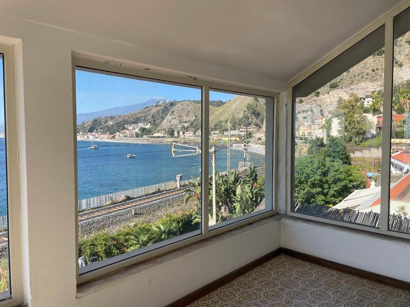 Coco Noir Taormina Apartment - image 16