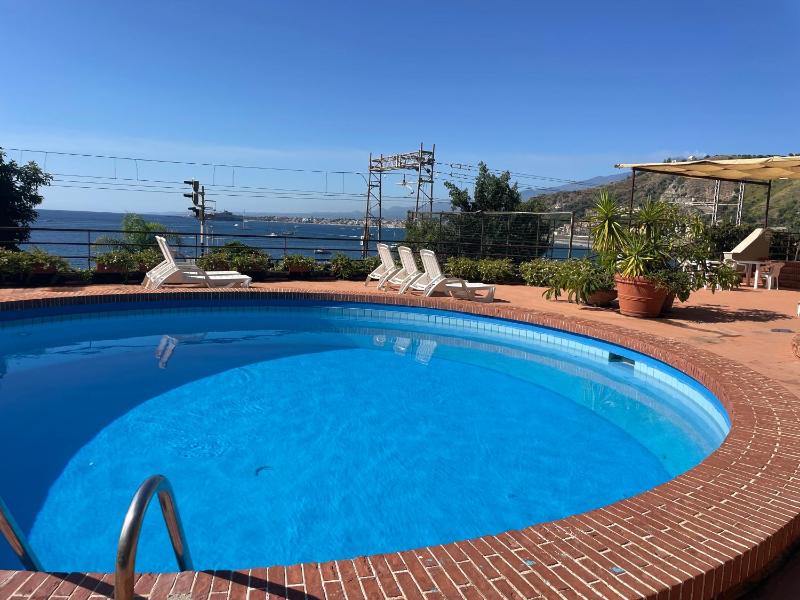 Coco Noir Taormina Apartment - image 14
