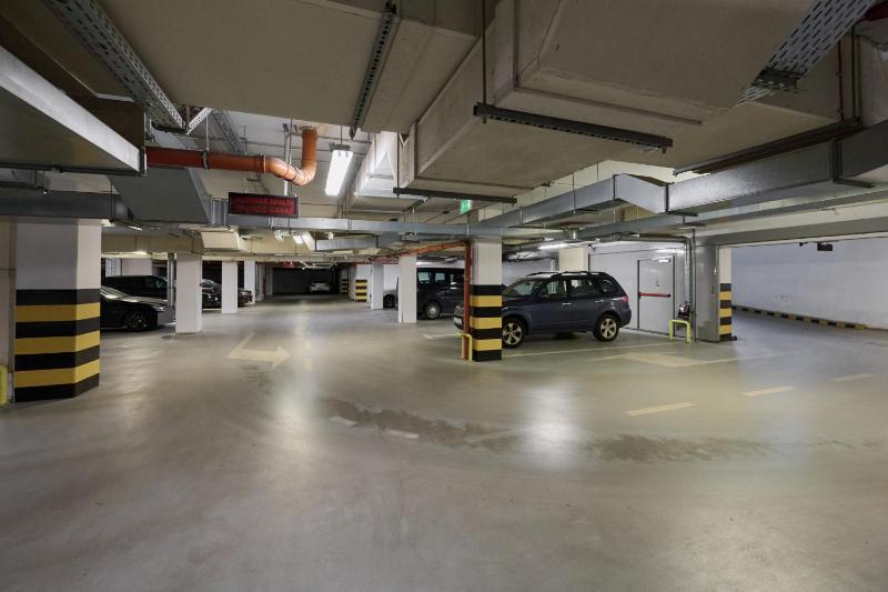 Odra Tower Apartments with FREE GARAGE Wroclaw by Noclegi Renters - image 13