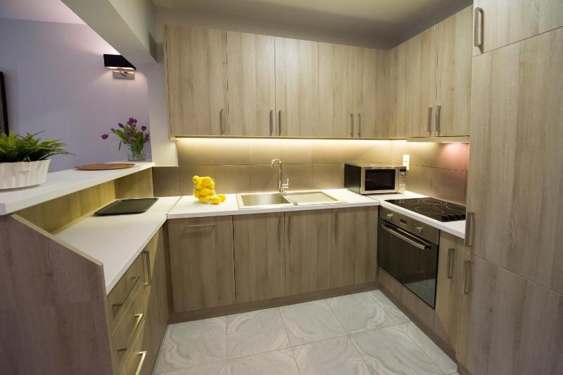 Two-Bedroom Apartment (6 Adults) image 2