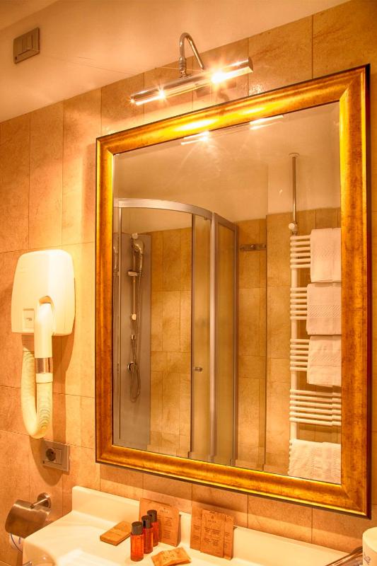 Triple Room image 2
