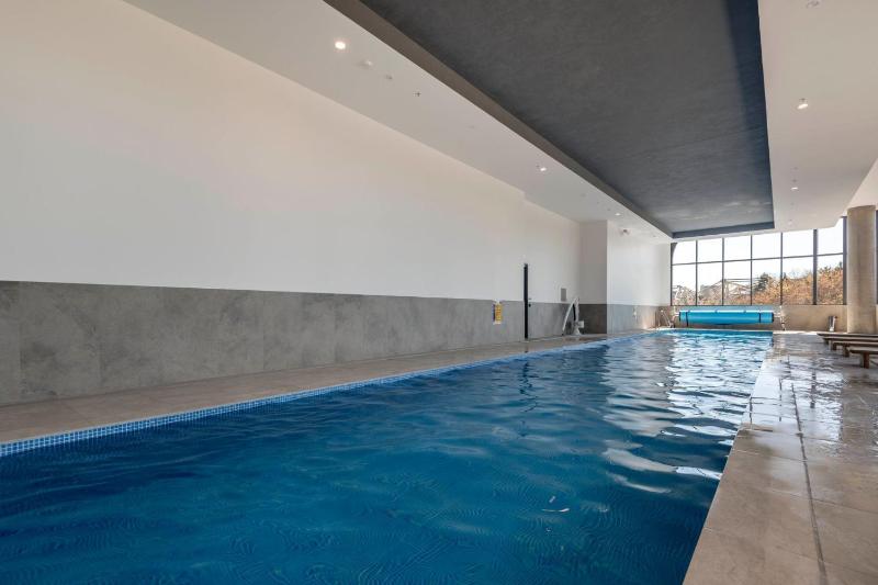 Cloud Nine in Phillip Pool Gym Cinema Carpark - image 6
