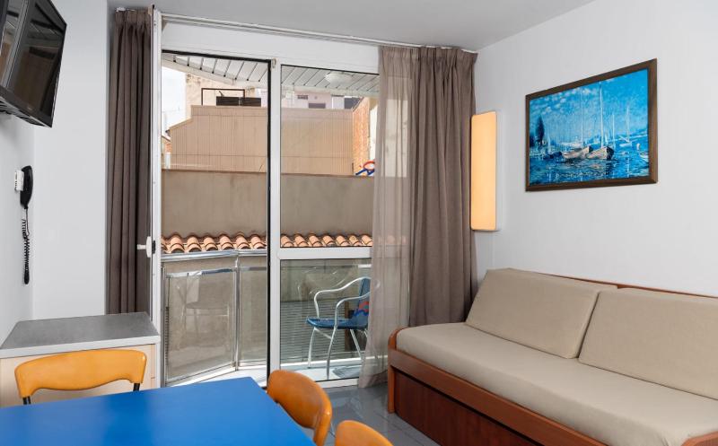 Apartaments Blau by Marsol - image 17