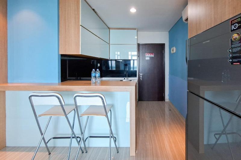 Well Designed 2BR at Brooklyn Alam Sutera Apartment By Travelio - image 14