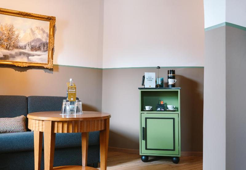 HENRI Hotel Garmisch-Partenkirchen - image 3