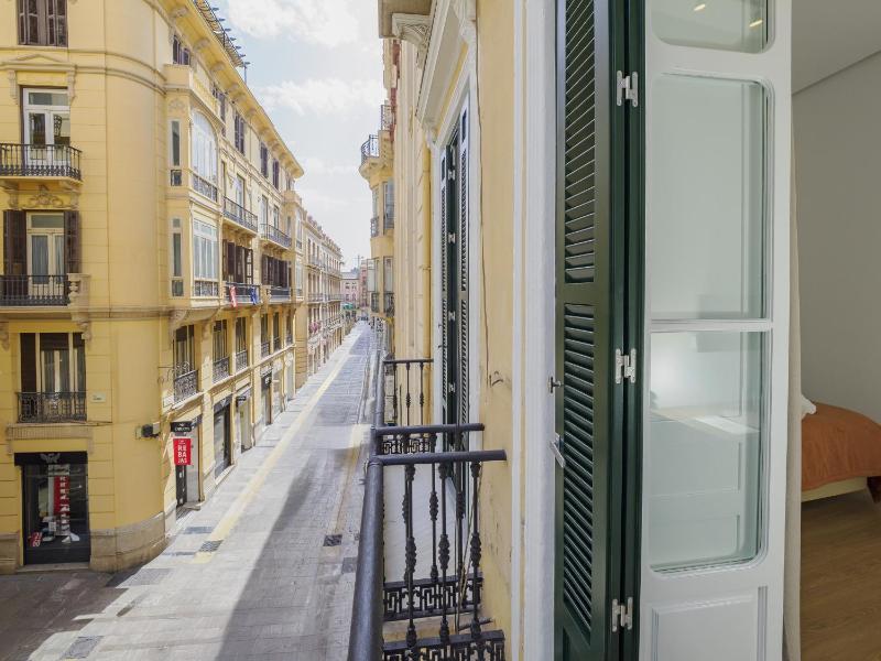 Cubo's Especeria Malaga Apartment for Adults - image 4