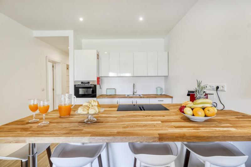 Sunshine Apartment - image 10
