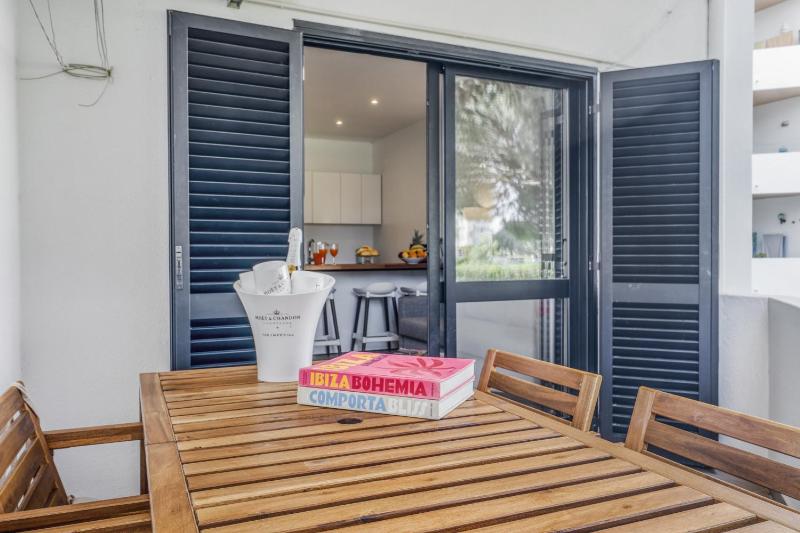 Sunshine Apartment - image 18