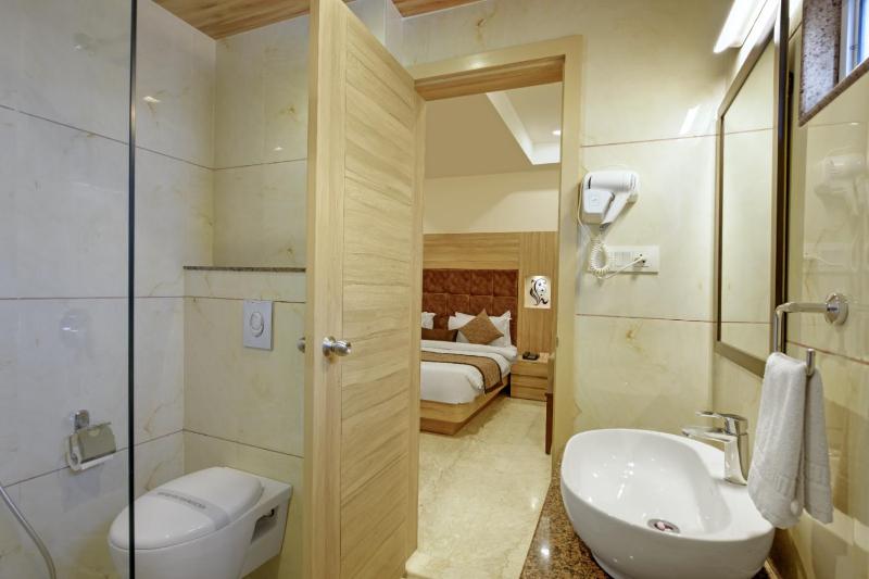 Hotel Cherry Wood - image 8