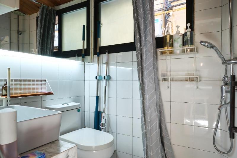 duplex 1 bedroom apartment on Wuyuan Road close Changshu Road station - image 14