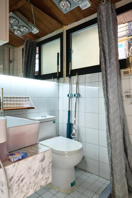 duplex 1 bedroom apartment on Wuyuan Road close Changshu Road station - image 12