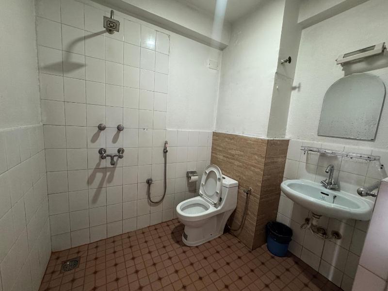 Om taraguest house - image 5