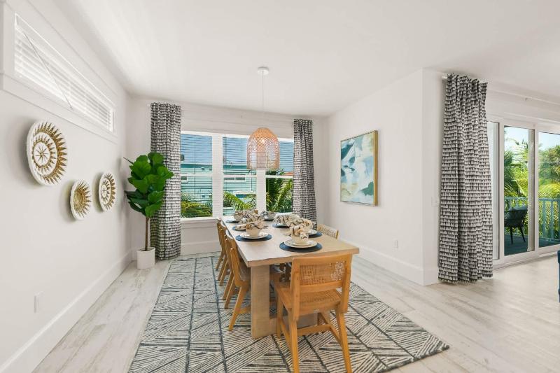 Beach View Paradise - New Anna Maria Island Home - image 4