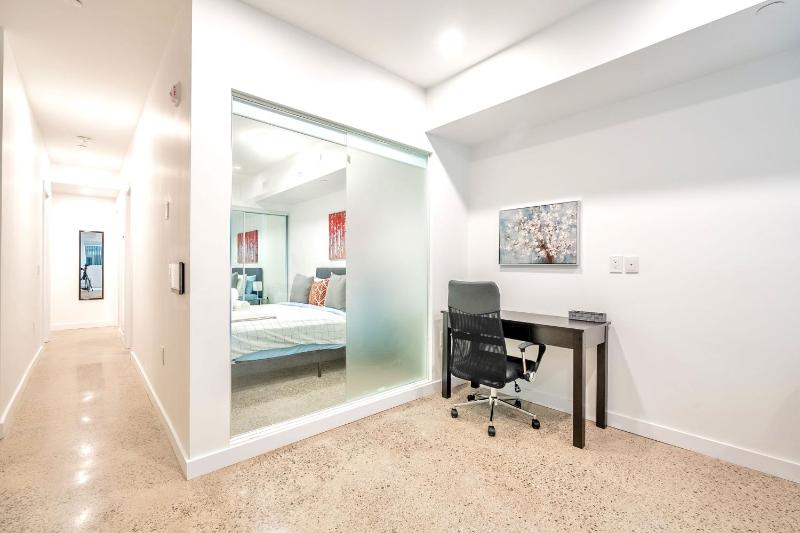 The Roland - Inviting 2BR Basement Suite in Downtown Toronto - image 7