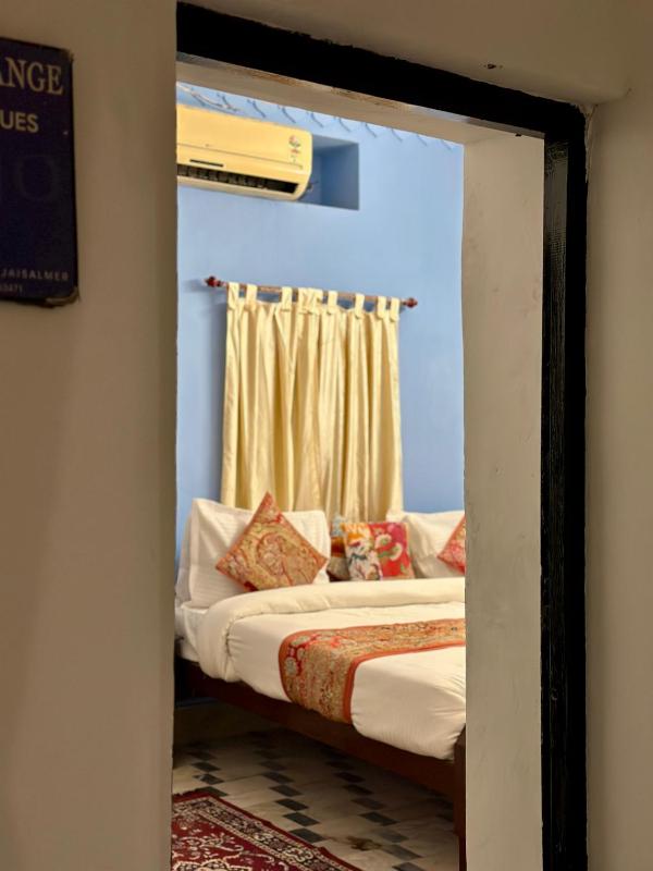 Hotel Golden Heaven - image 13
