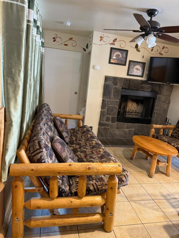 Fireside Lodge - image 43