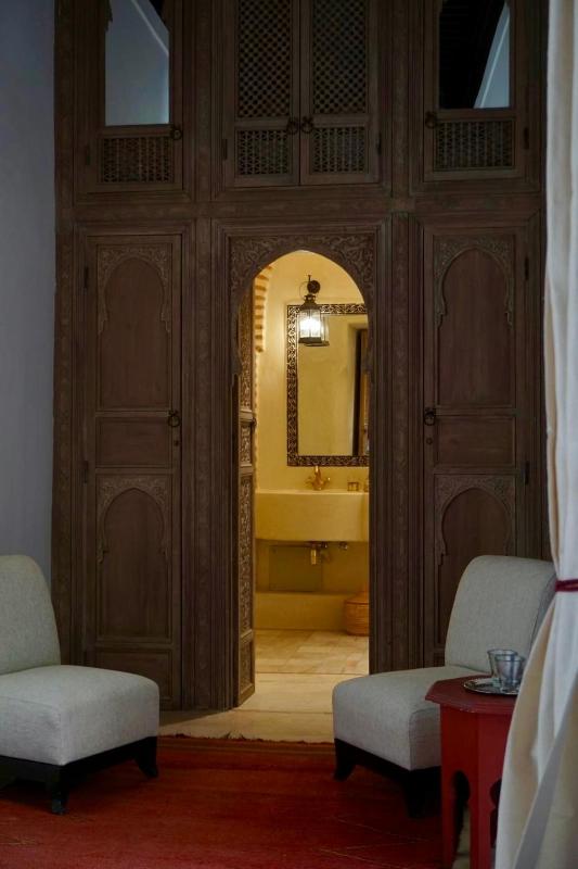 Riad Tzarra - image 15