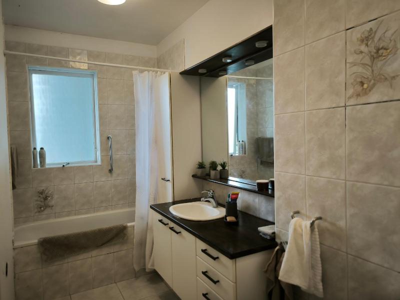 JM Cozy two bedroom apartment - image 2